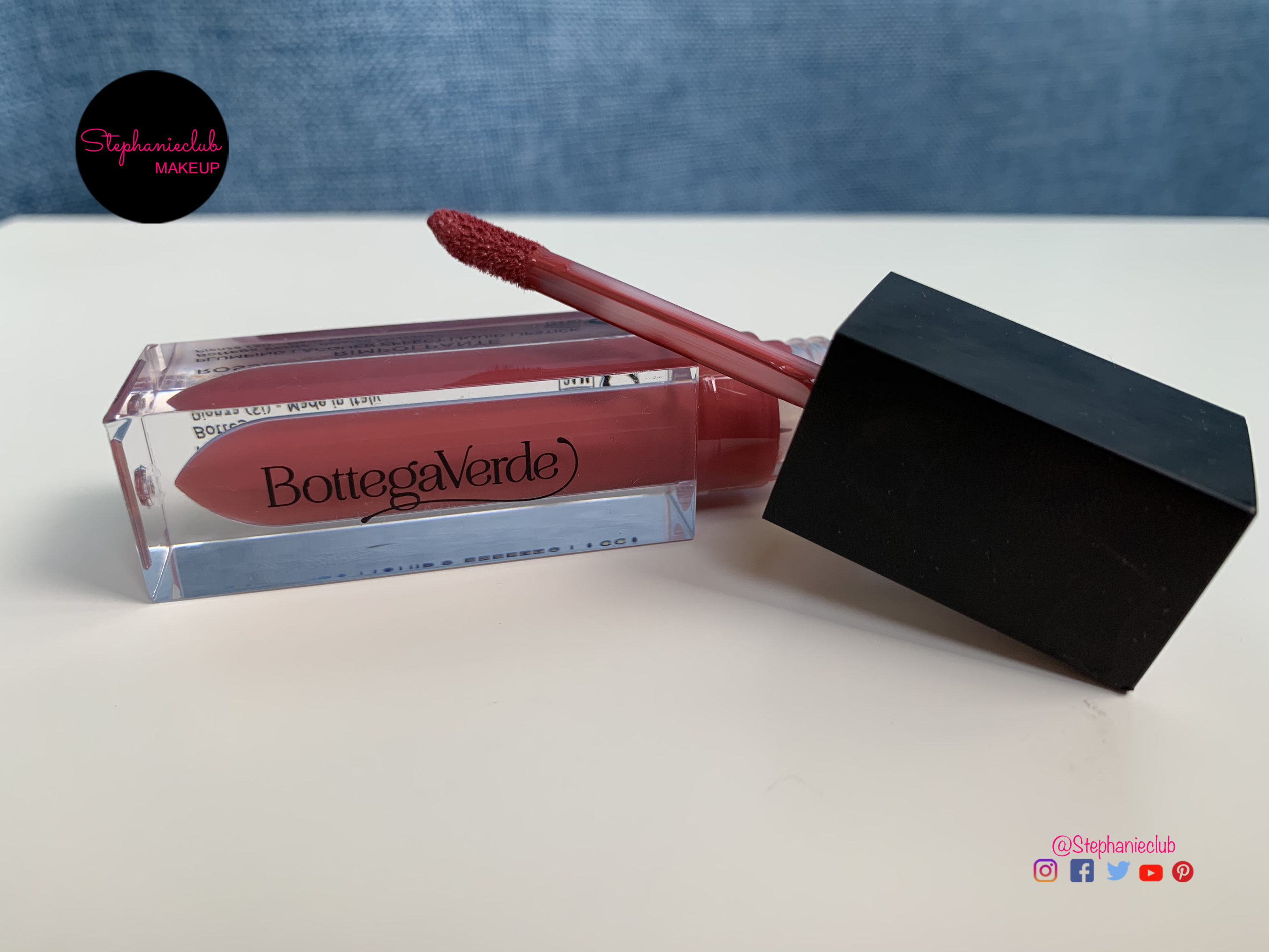 ROSSETTO LIQUIDO RIMPOLPANTE EFFETTO LACCA - BOTTEGA VERDE_01