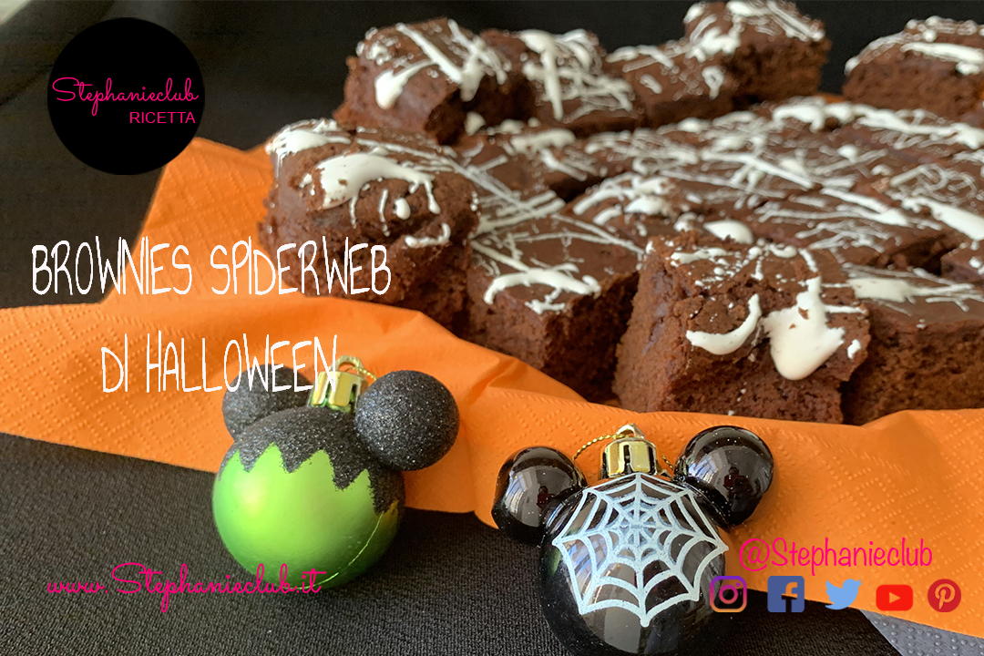 BROWNIES SPIDERWEB DI HALLOWEEN